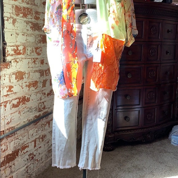 Nanette by Nanette Lepore “Cloud Madison” Capris - Picture 1 of 8